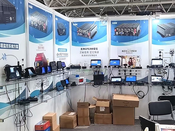 2022年度汽车电子消费展与深圳国际会展中心举办，我司浓重参与展会，并推出新品